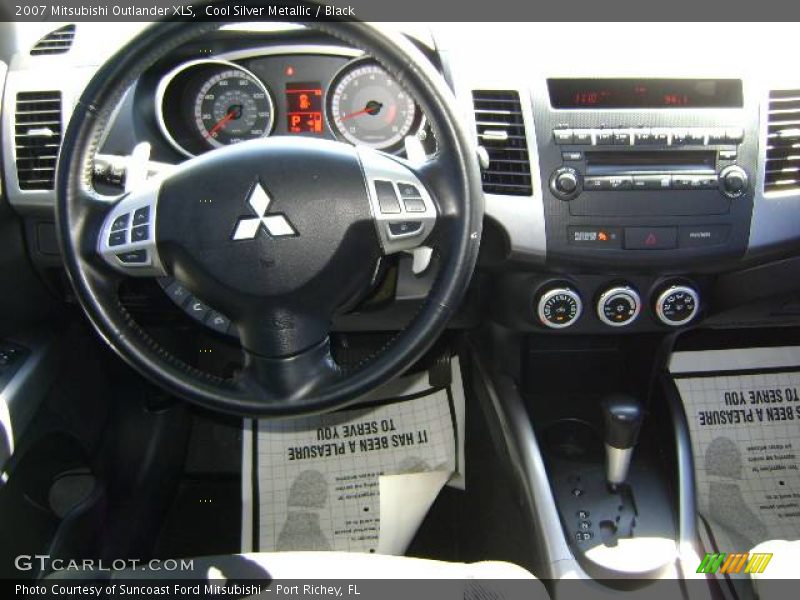 Cool Silver Metallic / Black 2007 Mitsubishi Outlander XLS