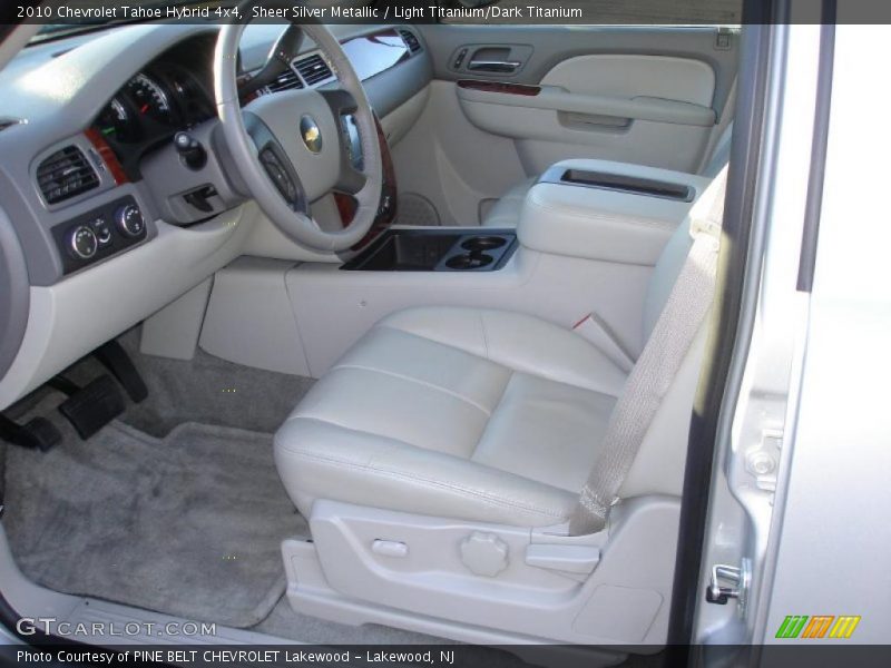  2010 Tahoe Hybrid 4x4 Light Titanium/Dark Titanium Interior