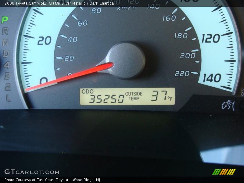 Classic Silver Metallic / Dark Charcoal 2008 Toyota Camry SE