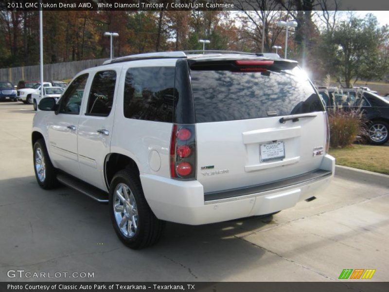 White Diamond Tintcoat / Cocoa/Light Cashmere 2011 GMC Yukon Denali AWD