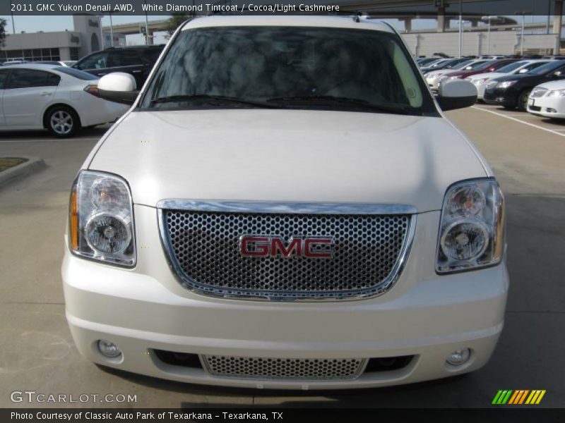 White Diamond Tintcoat / Cocoa/Light Cashmere 2011 GMC Yukon Denali AWD