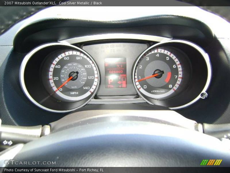 Cool Silver Metallic / Black 2007 Mitsubishi Outlander XLS