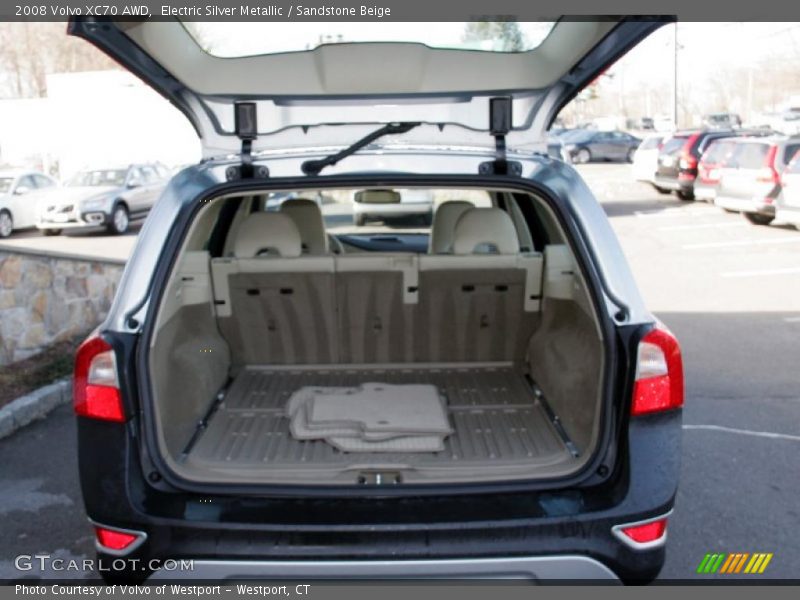 Electric Silver Metallic / Sandstone Beige 2008 Volvo XC70 AWD