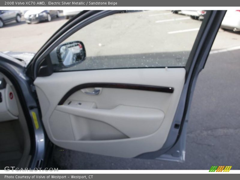 Electric Silver Metallic / Sandstone Beige 2008 Volvo XC70 AWD