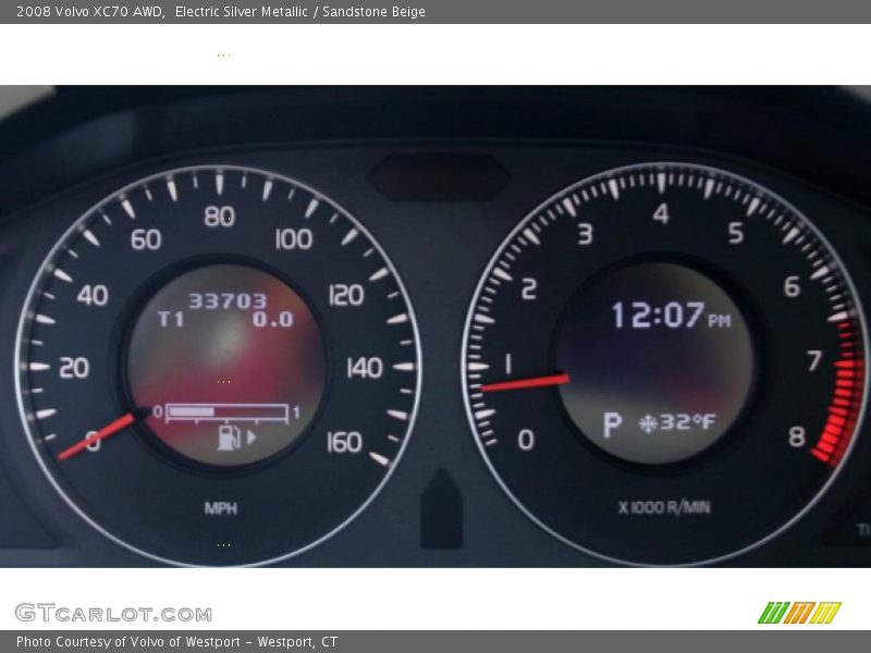 Electric Silver Metallic / Sandstone Beige 2008 Volvo XC70 AWD