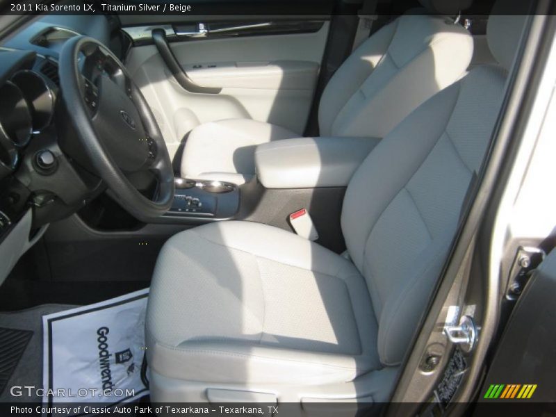 Titanium Silver / Beige 2011 Kia Sorento LX