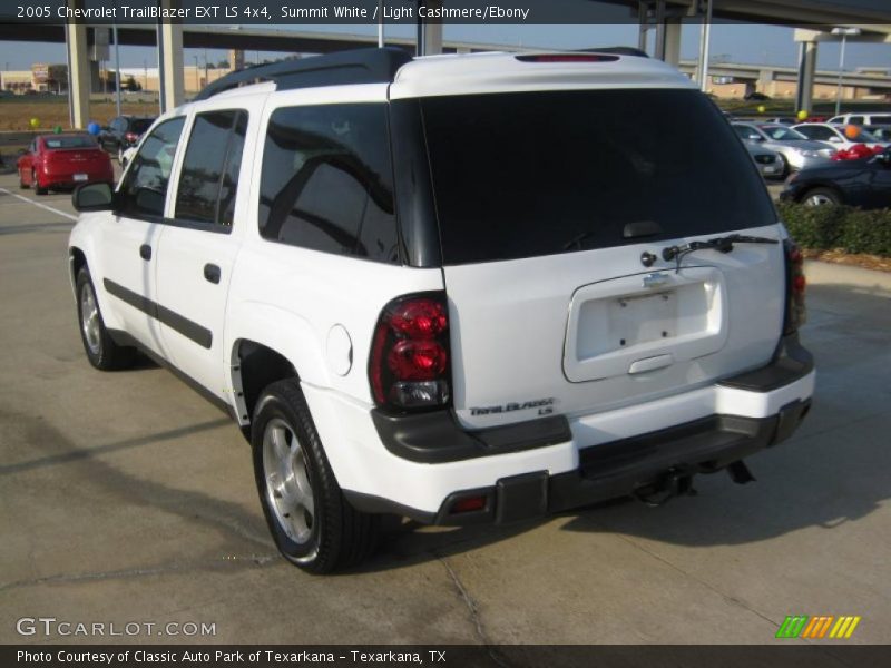Summit White / Light Cashmere/Ebony 2005 Chevrolet TrailBlazer EXT LS 4x4