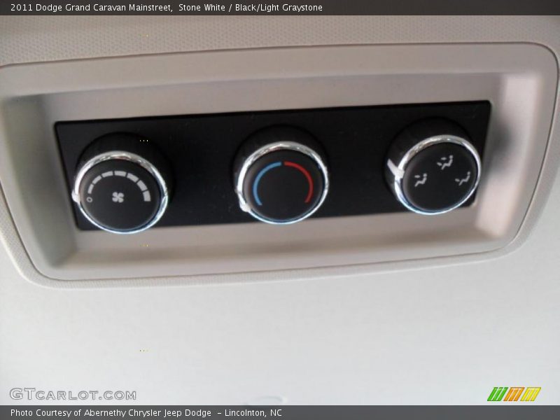 Stone White / Black/Light Graystone 2011 Dodge Grand Caravan Mainstreet