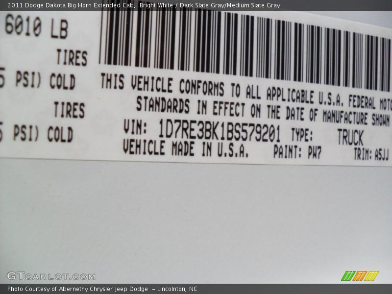 Bright White / Dark Slate Gray/Medium Slate Gray 2011 Dodge Dakota Big Horn Extended Cab