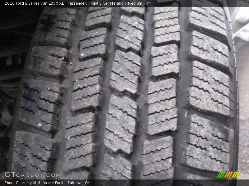 Ingot Silver Metallic / Medium Flint 2010 Ford E Series Van E350 XLT Passenger