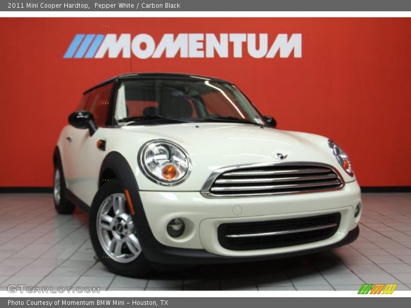 Pepper White / Carbon Black 2011 Mini Cooper Hardtop