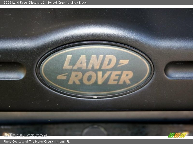 Bonatti Grey Metallic / Black 2003 Land Rover Discovery S