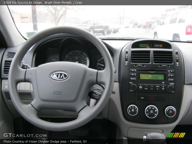 Bright Silver Metallic / Gray 2009 Kia Spectra EX Sedan