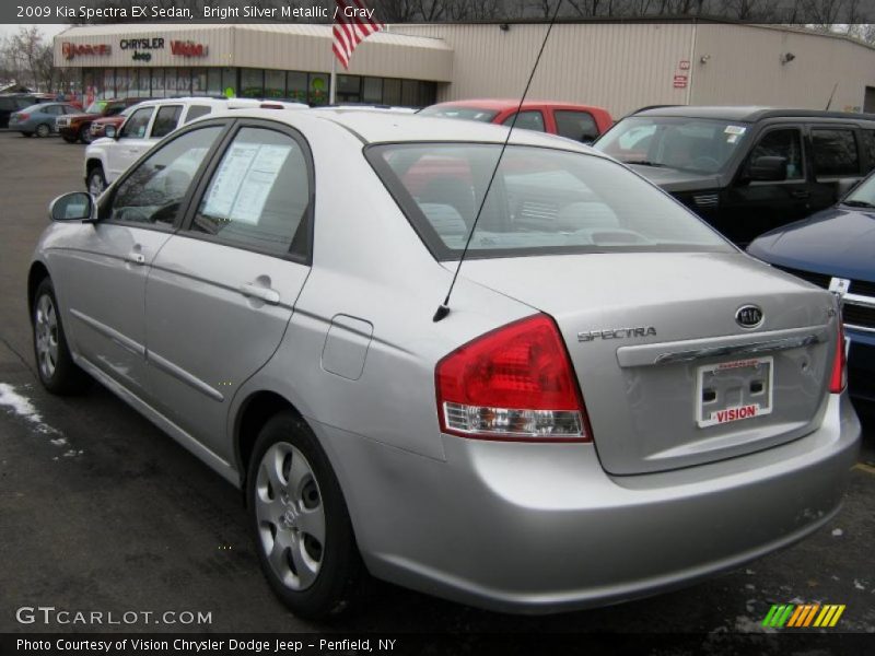 Bright Silver Metallic / Gray 2009 Kia Spectra EX Sedan