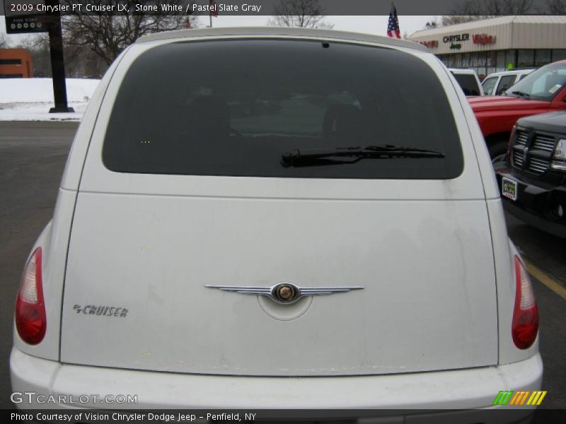 Stone White / Pastel Slate Gray 2009 Chrysler PT Cruiser LX