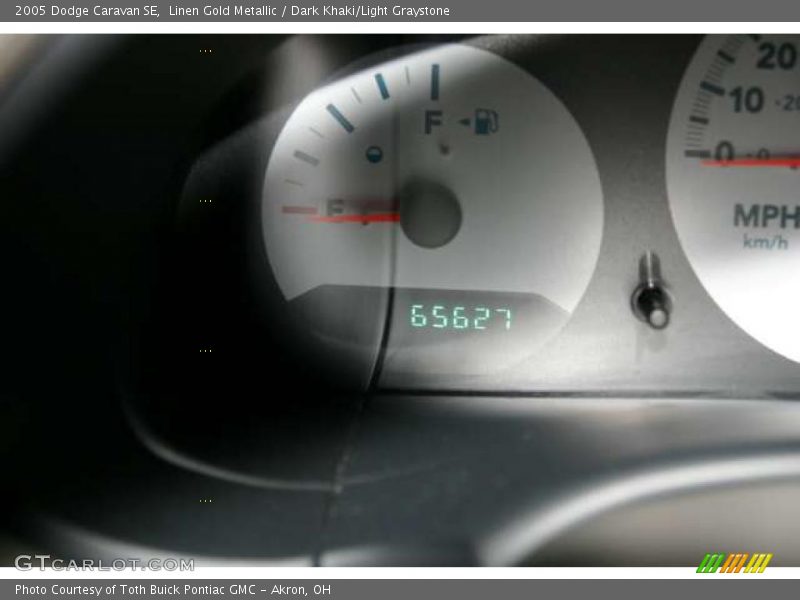 Linen Gold Metallic / Dark Khaki/Light Graystone 2005 Dodge Caravan SE