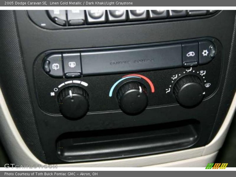 Linen Gold Metallic / Dark Khaki/Light Graystone 2005 Dodge Caravan SE