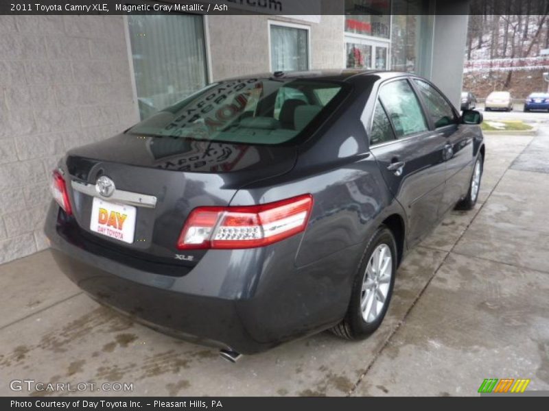 Magnetic Gray Metallic / Ash 2011 Toyota Camry XLE