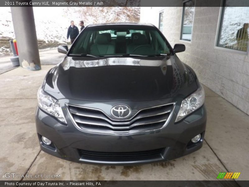 Magnetic Gray Metallic / Ash 2011 Toyota Camry XLE