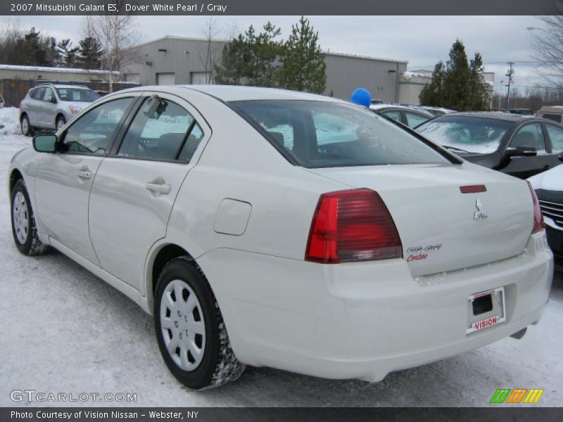 Dover White Pearl / Gray 2007 Mitsubishi Galant ES