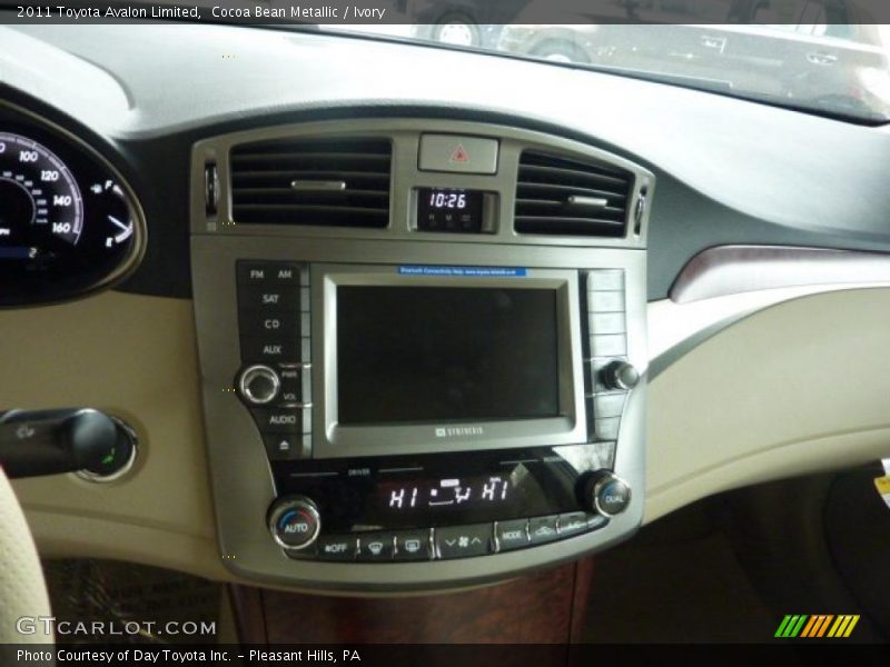 Cocoa Bean Metallic / Ivory 2011 Toyota Avalon Limited