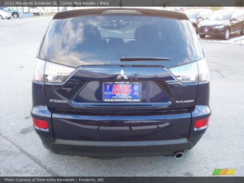 Cosmic Blue Metallic / Black 2011 Mitsubishi Outlander SE