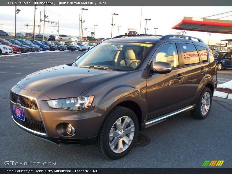 Quartz Brown Metallic / Beige 2011 Mitsubishi Outlander SE