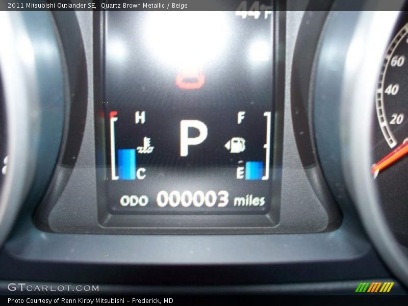 Quartz Brown Metallic / Beige 2011 Mitsubishi Outlander SE