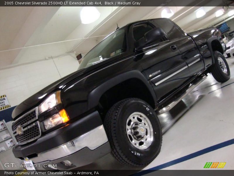 Black / Medium Gray 2005 Chevrolet Silverado 2500HD LT Extended Cab 4x4