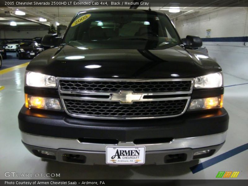 Black / Medium Gray 2005 Chevrolet Silverado 2500HD LT Extended Cab 4x4