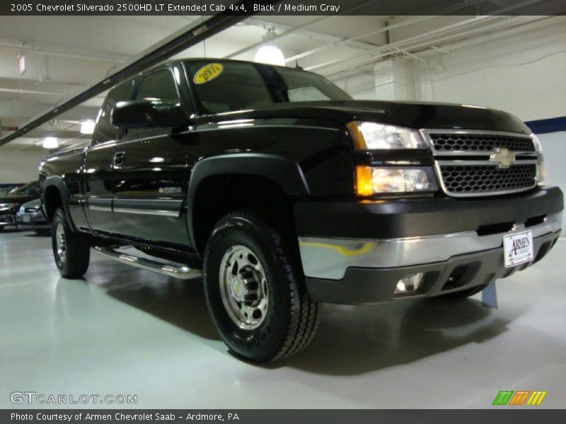 Black / Medium Gray 2005 Chevrolet Silverado 2500HD LT Extended Cab 4x4