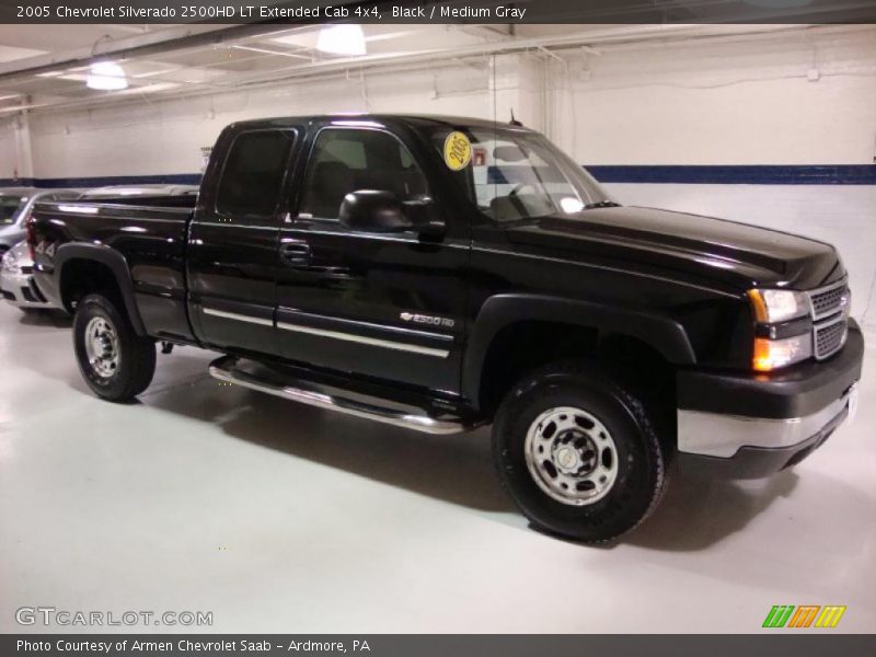 Black / Medium Gray 2005 Chevrolet Silverado 2500HD LT Extended Cab 4x4