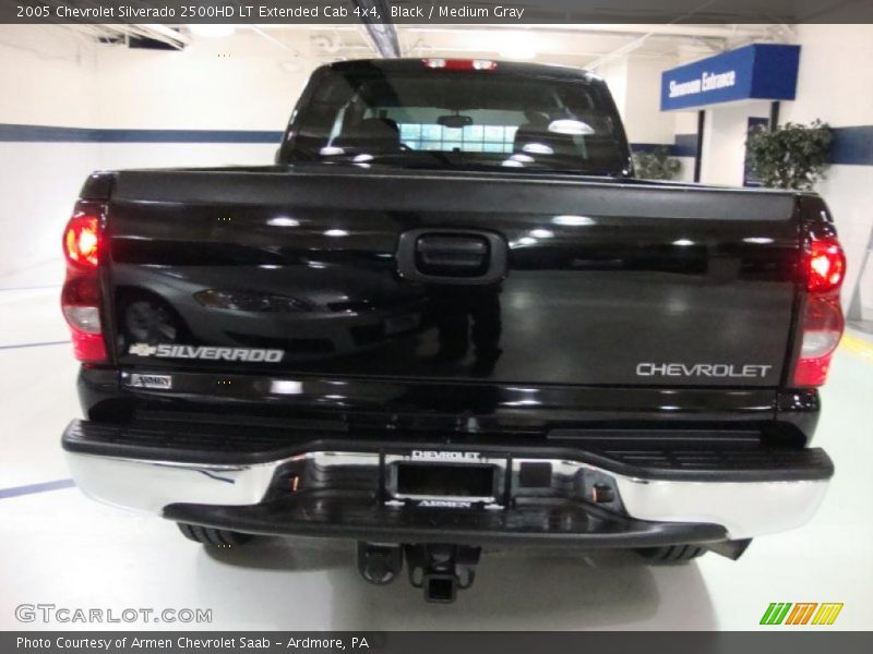 Black / Medium Gray 2005 Chevrolet Silverado 2500HD LT Extended Cab 4x4