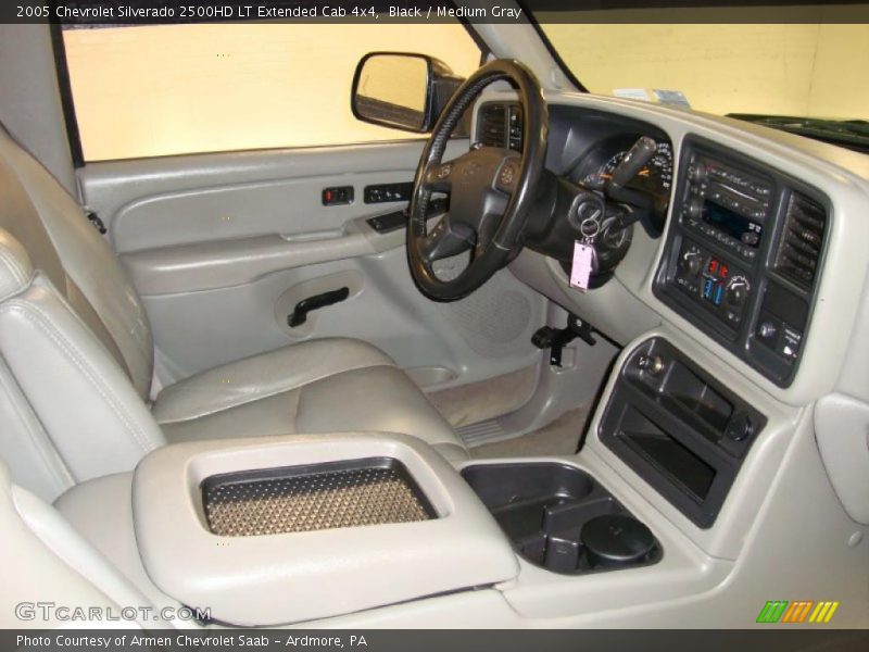 Black / Medium Gray 2005 Chevrolet Silverado 2500HD LT Extended Cab 4x4