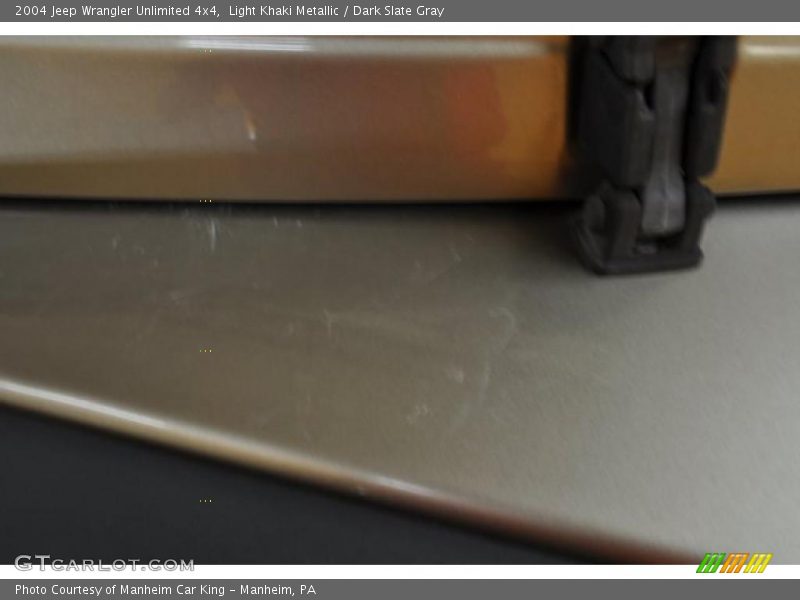 Light Khaki Metallic / Dark Slate Gray 2004 Jeep Wrangler Unlimited 4x4