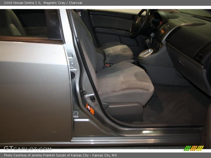 Magnetic Gray / Charcoal 2009 Nissan Sentra 2.0