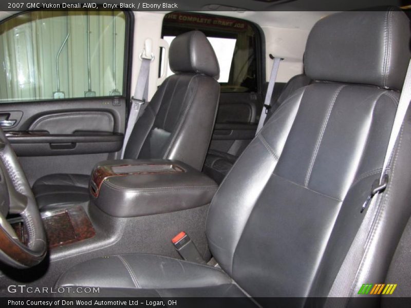 Onyx Black / Ebony Black 2007 GMC Yukon Denali AWD