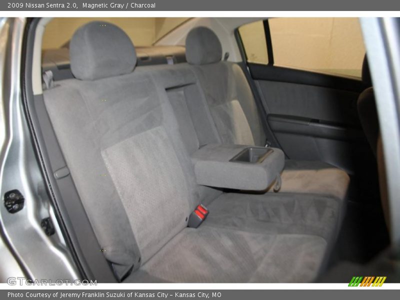 Magnetic Gray / Charcoal 2009 Nissan Sentra 2.0