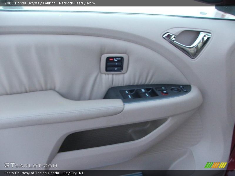 Redrock Pearl / Ivory 2005 Honda Odyssey Touring