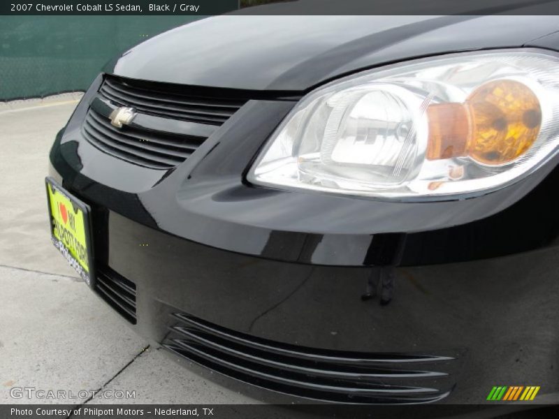 Black / Gray 2007 Chevrolet Cobalt LS Sedan