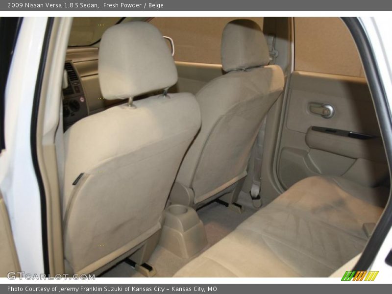 Fresh Powder / Beige 2009 Nissan Versa 1.8 S Sedan