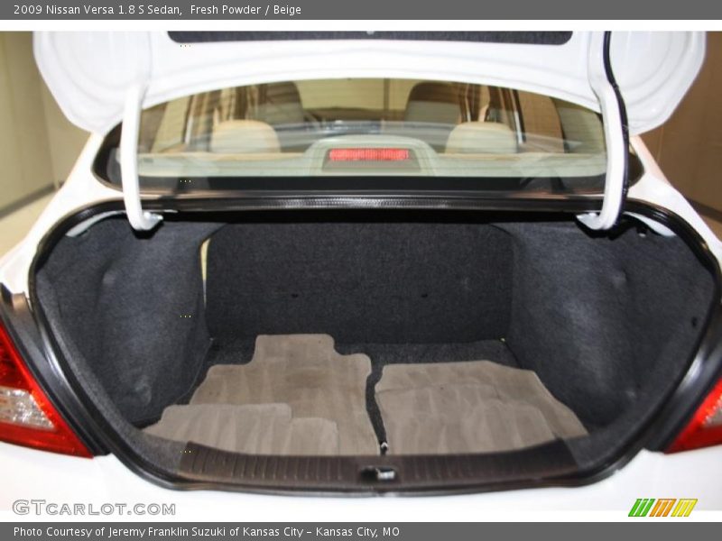 Fresh Powder / Beige 2009 Nissan Versa 1.8 S Sedan