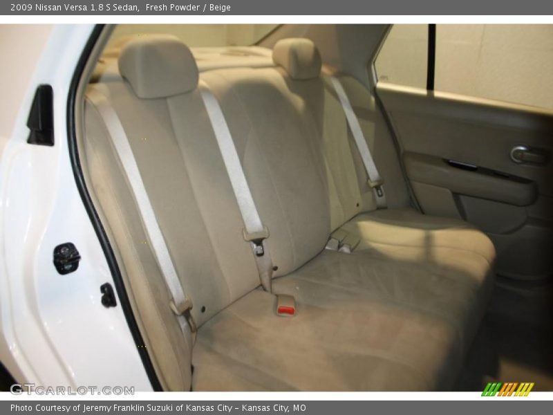 Fresh Powder / Beige 2009 Nissan Versa 1.8 S Sedan