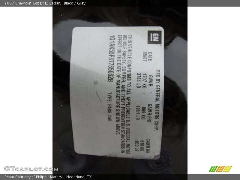 Black / Gray 2007 Chevrolet Cobalt LS Sedan