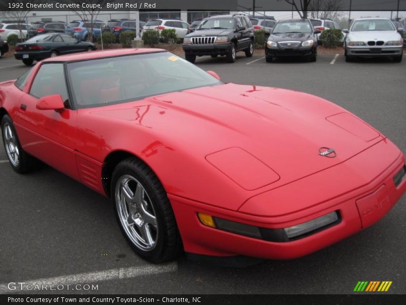 Bright Red / Red 1992 Chevrolet Corvette Coupe