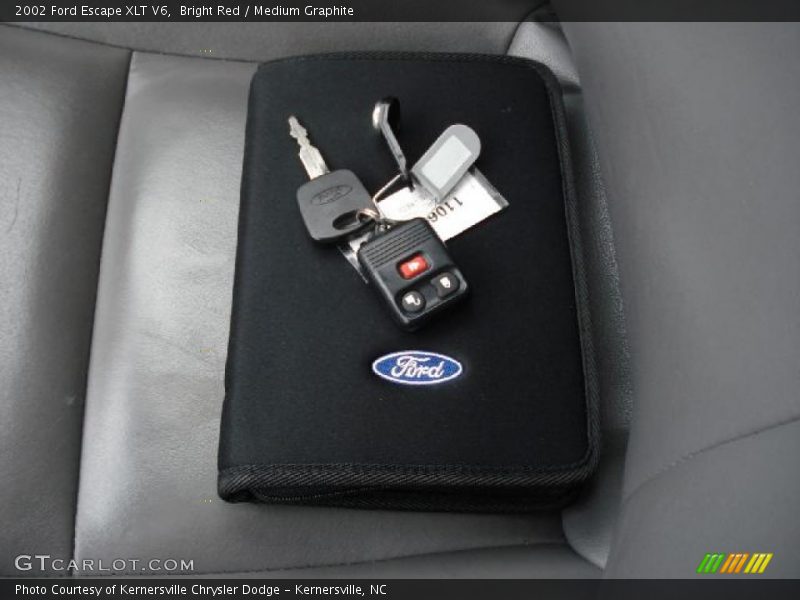 Bright Red / Medium Graphite 2002 Ford Escape XLT V6