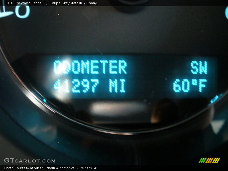 Taupe Gray Metallic / Ebony 2010 Chevrolet Tahoe LT