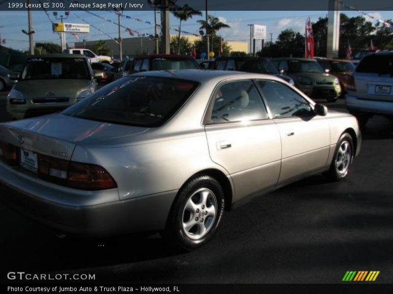 Antique Sage Pearl / Ivory 1999 Lexus ES 300