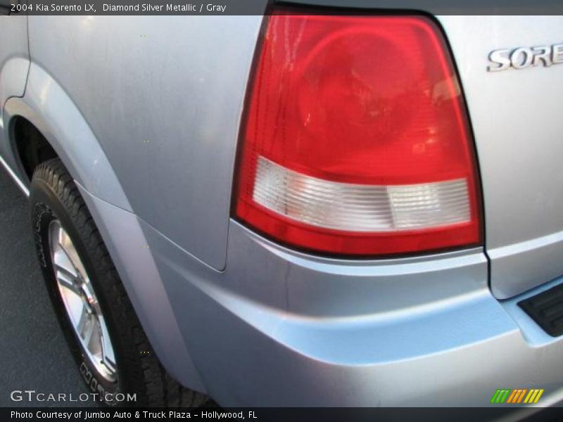 Diamond Silver Metallic / Gray 2004 Kia Sorento LX