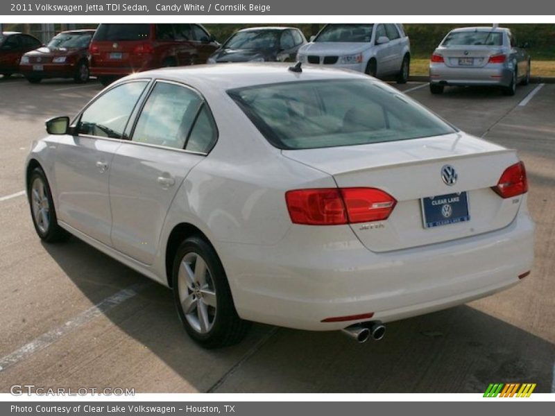 Candy White / Cornsilk Beige 2011 Volkswagen Jetta TDI Sedan